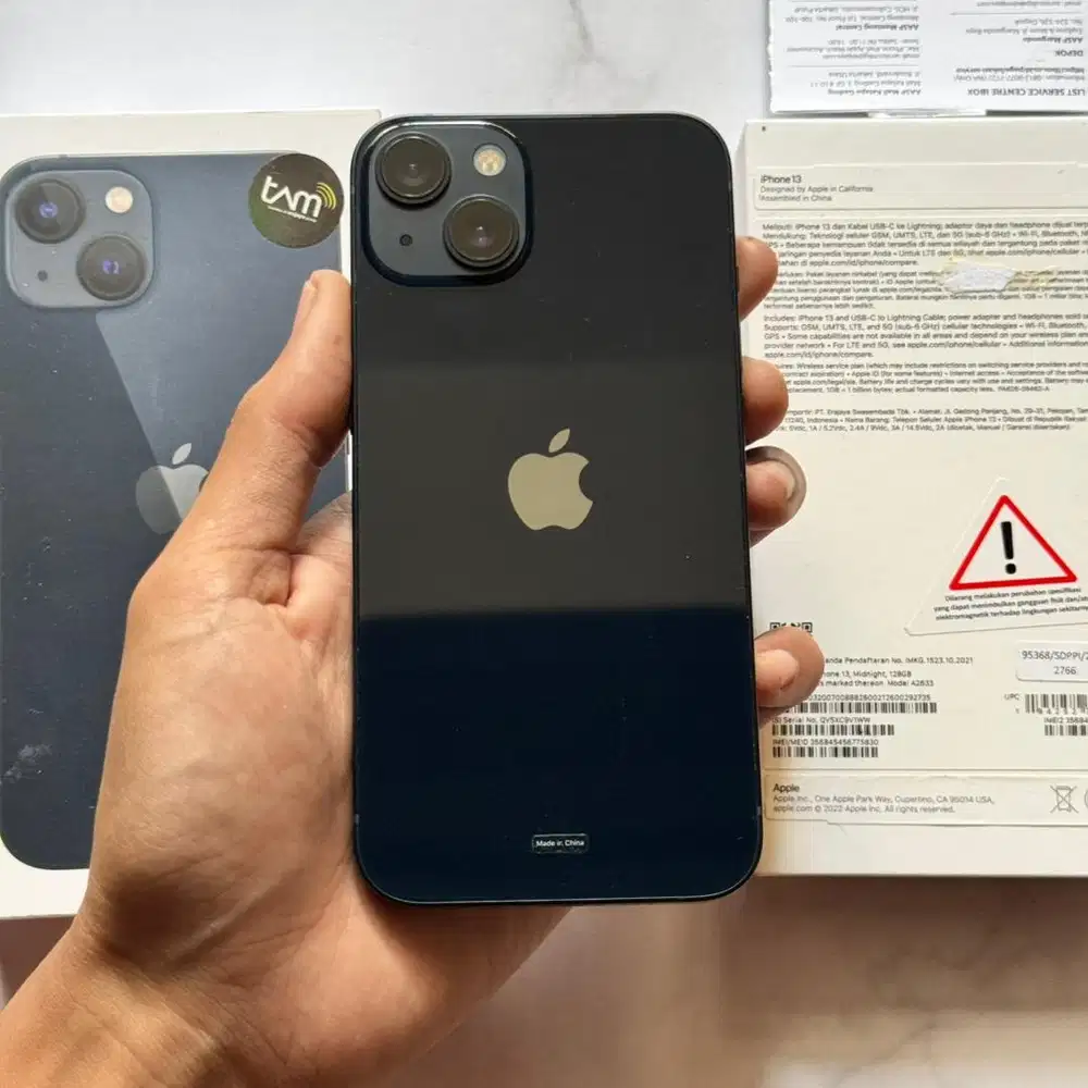 iPhone 13 128GB iBox