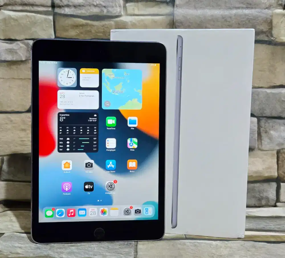 Ipad Mini 4 Wifi 128Gb Fulset segel mulus 95%