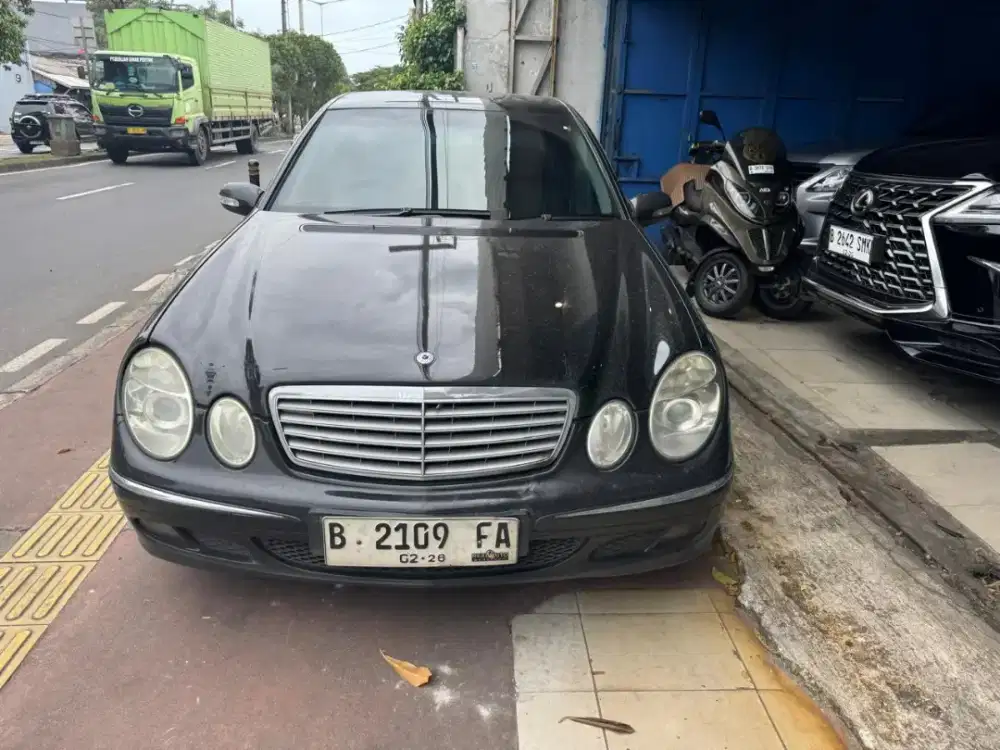 Mercy E240 th 2004AT siap pakai