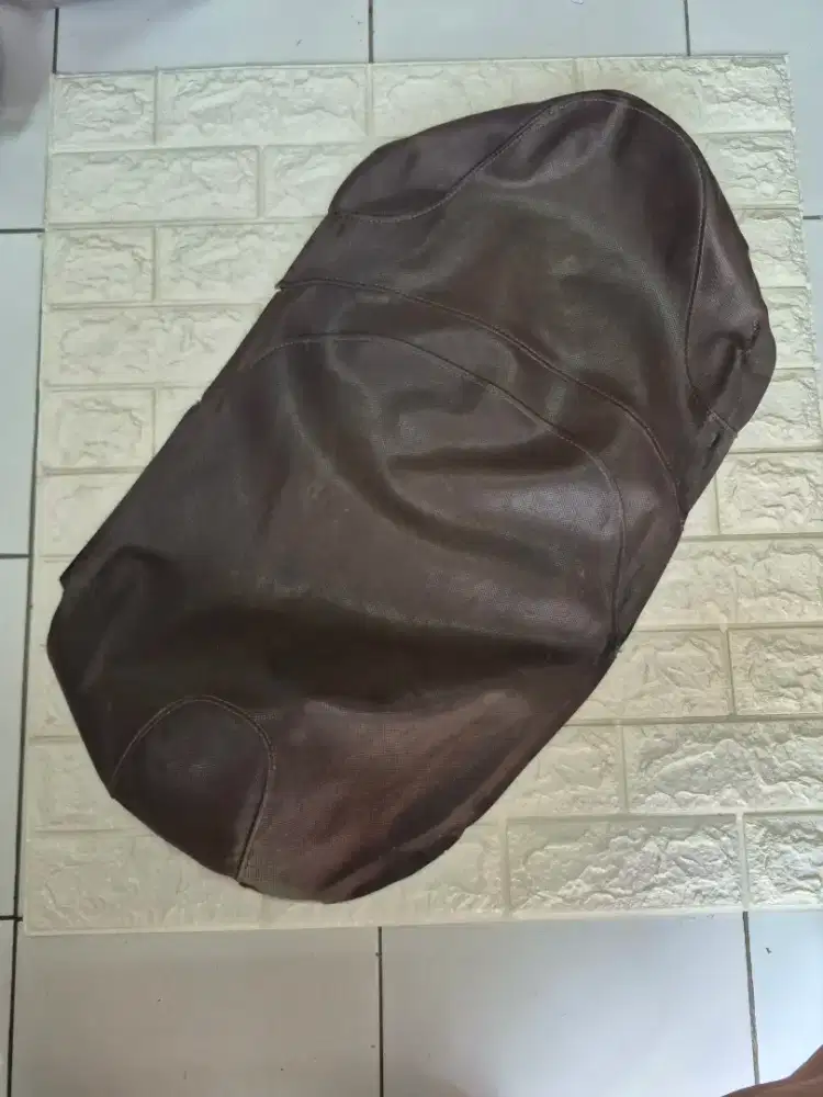 Kulit Jok Motor Honda New Scoopy Bawaan Aslinya Warna Coklat Tua