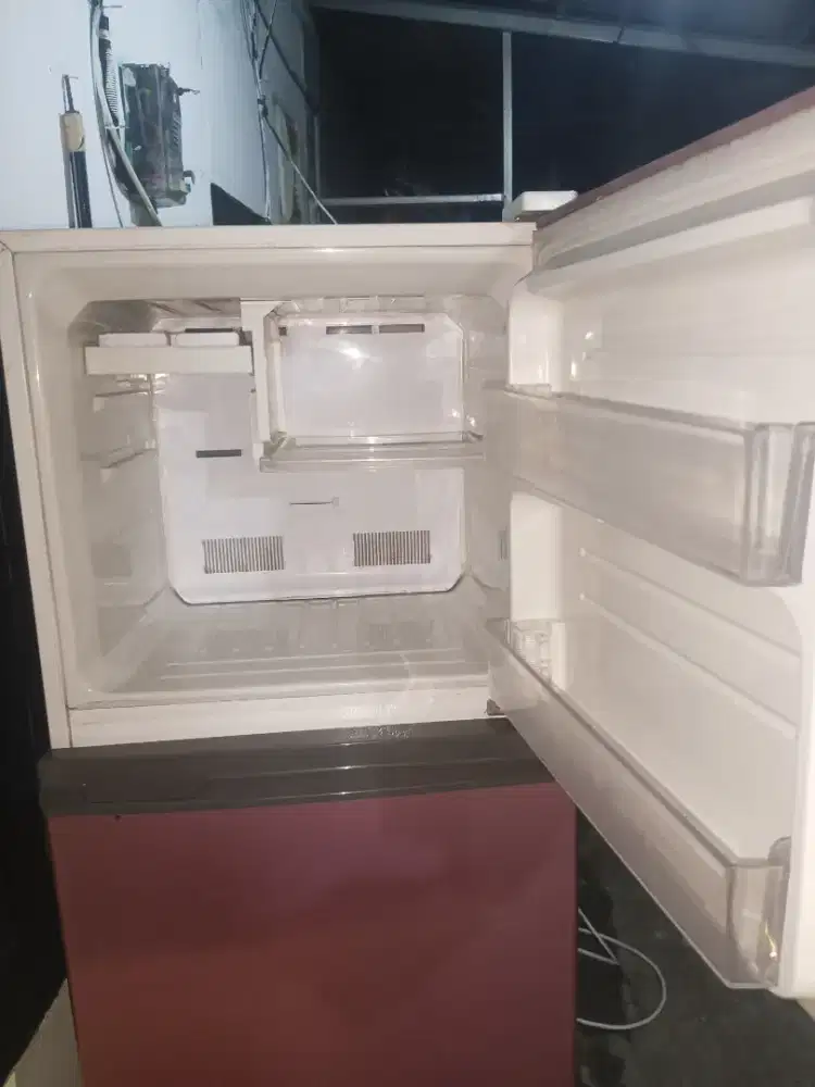 Kulkas 2 pintu Sharp