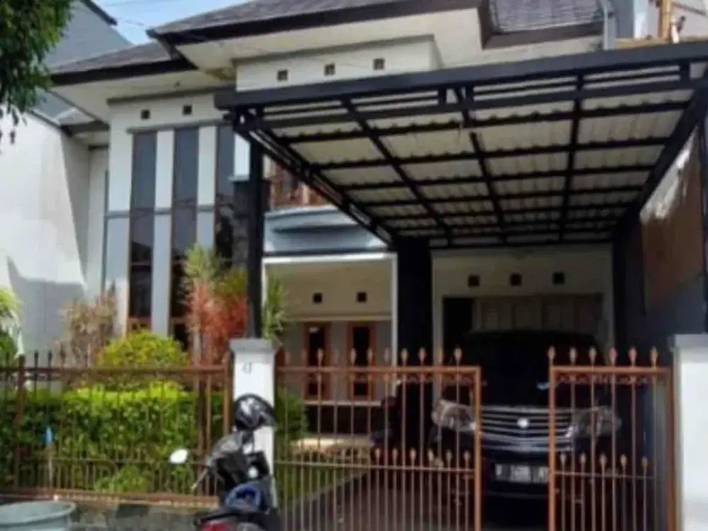 DIJUAL RUMAH MEWAH TENGAH KOTA
