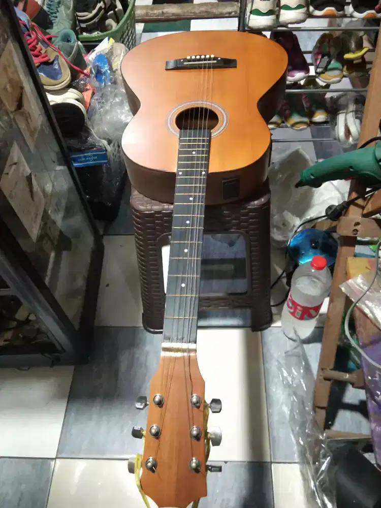 Gitar string akustik elektrik tuner