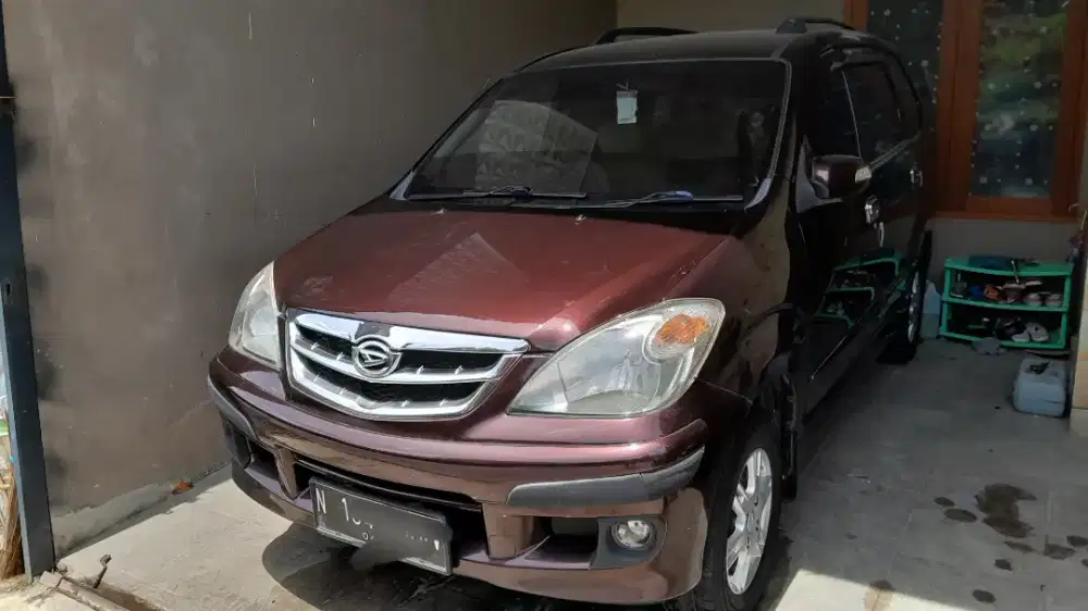 Xenia Xi family original istmwa