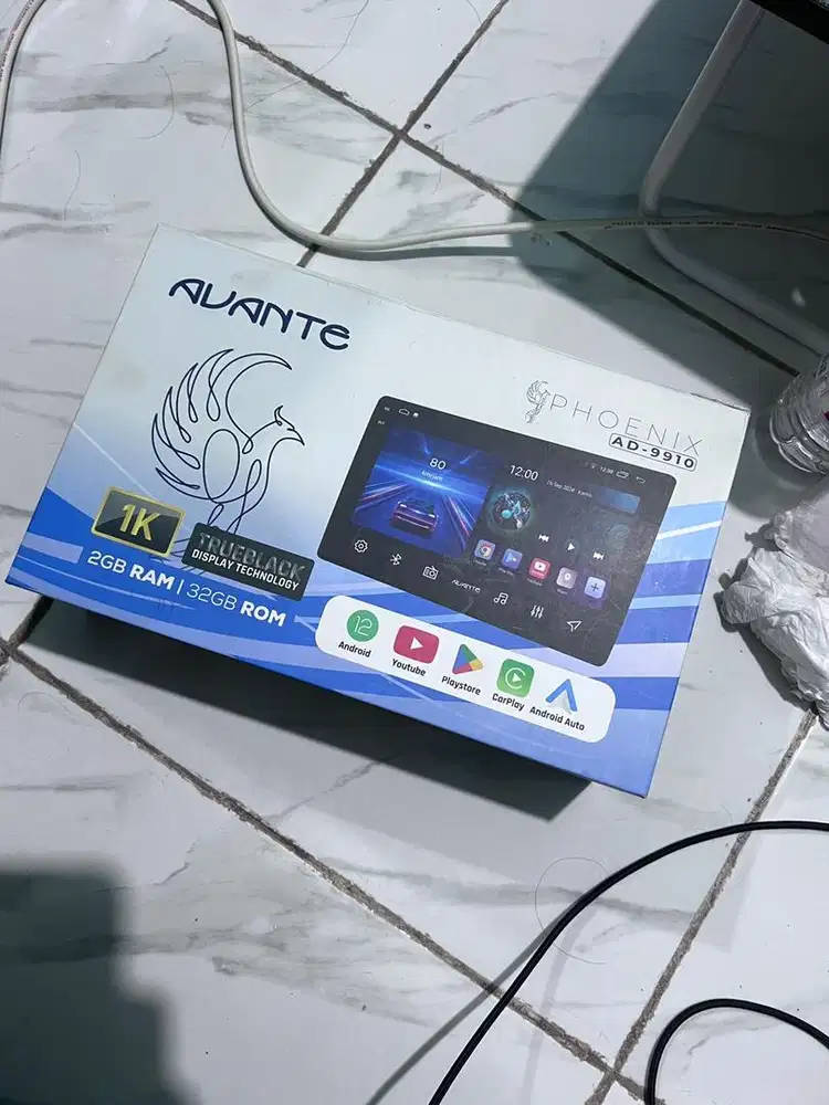 Headunit Mobil 10 inch Merk Avantee Copotan bekas mobil vios