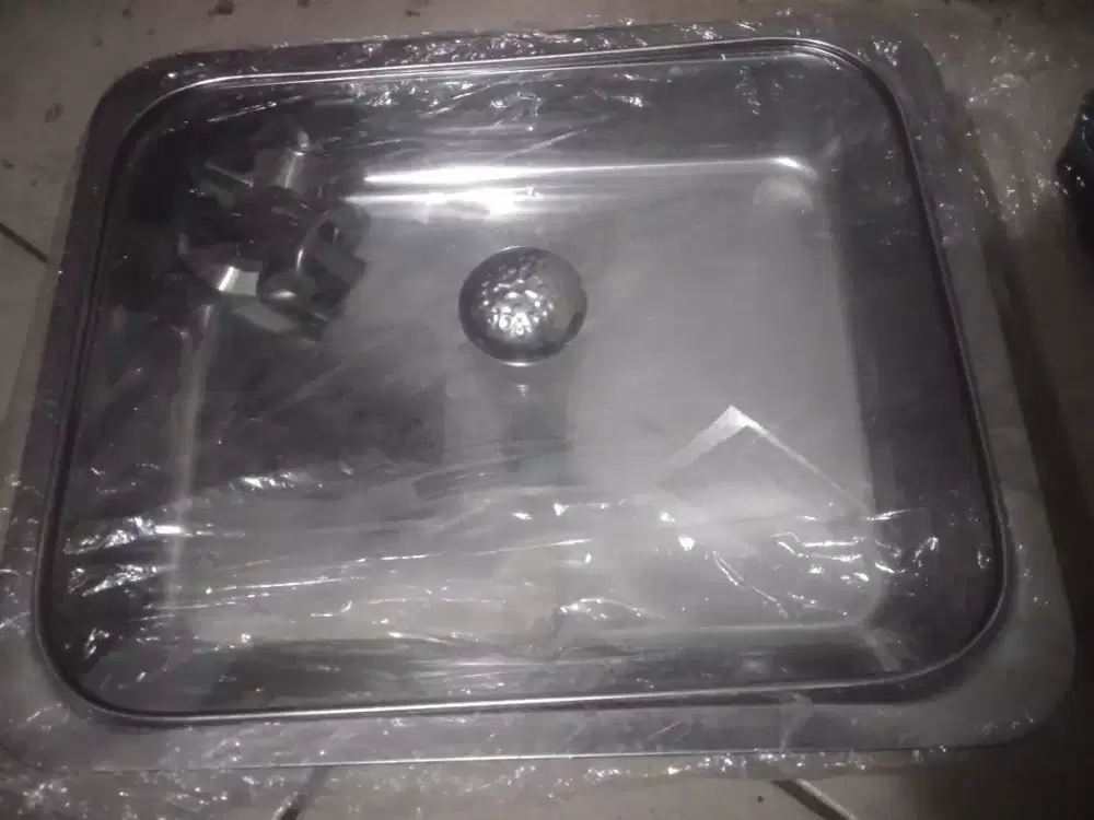 Prasmanan Tutup Kaca