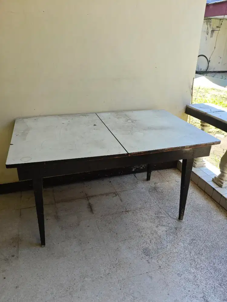 Meja makan kayu bekas UK 130x60x75 cm