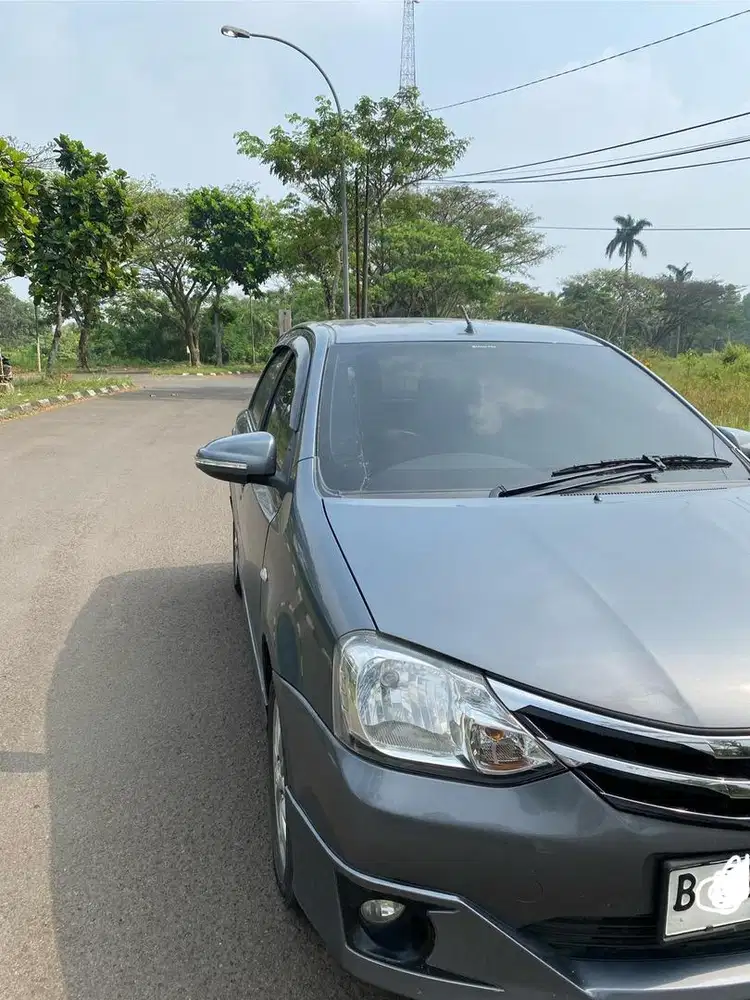 Etios Valco G 2015 low km service record