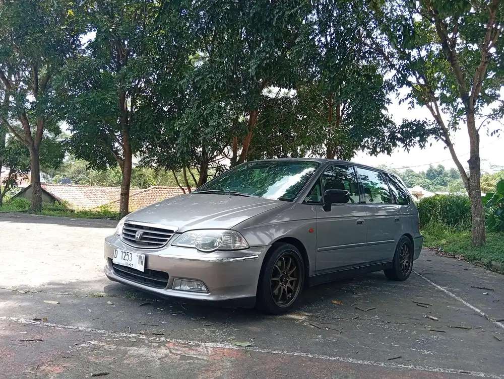 Honda Odyssey 2000 Bensin