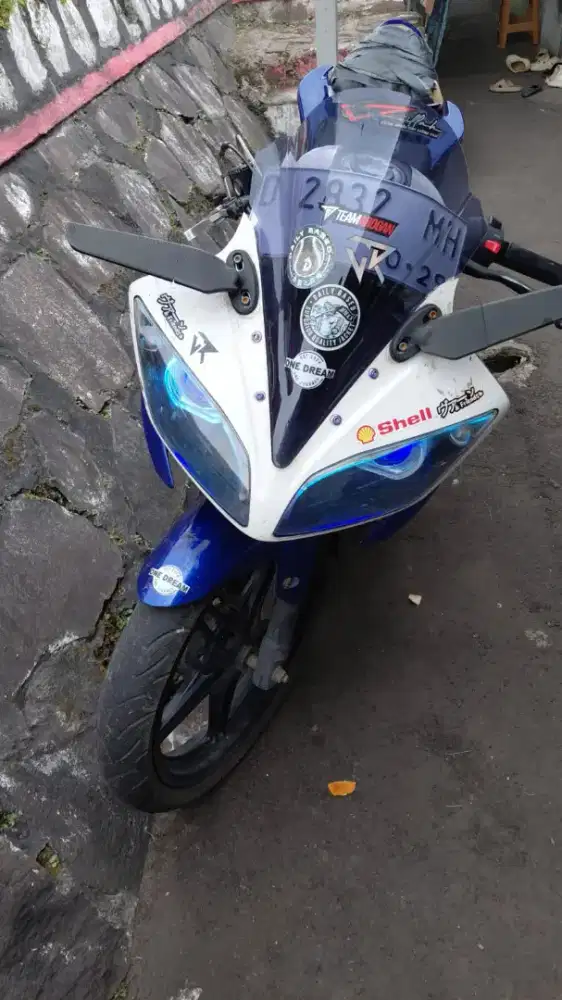 Yamaha R15 kondisi sperti di phto