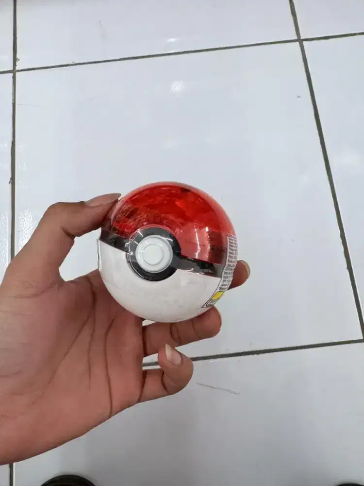 Mainan Pokémon Ball Isi Figur Pokémon – Gratis