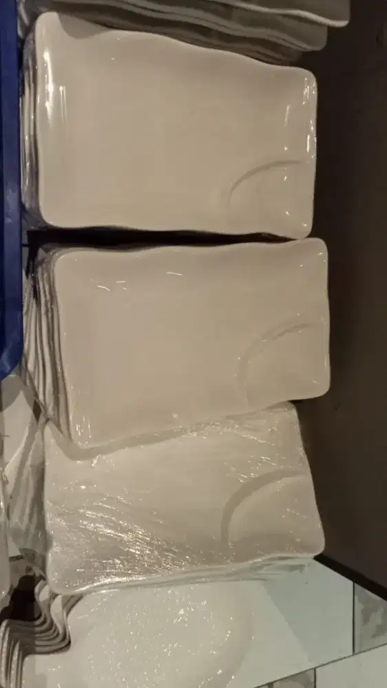 Tempat makan dan minum