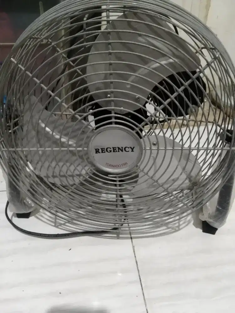 Kipas angin fan regency 12 in siap pakai