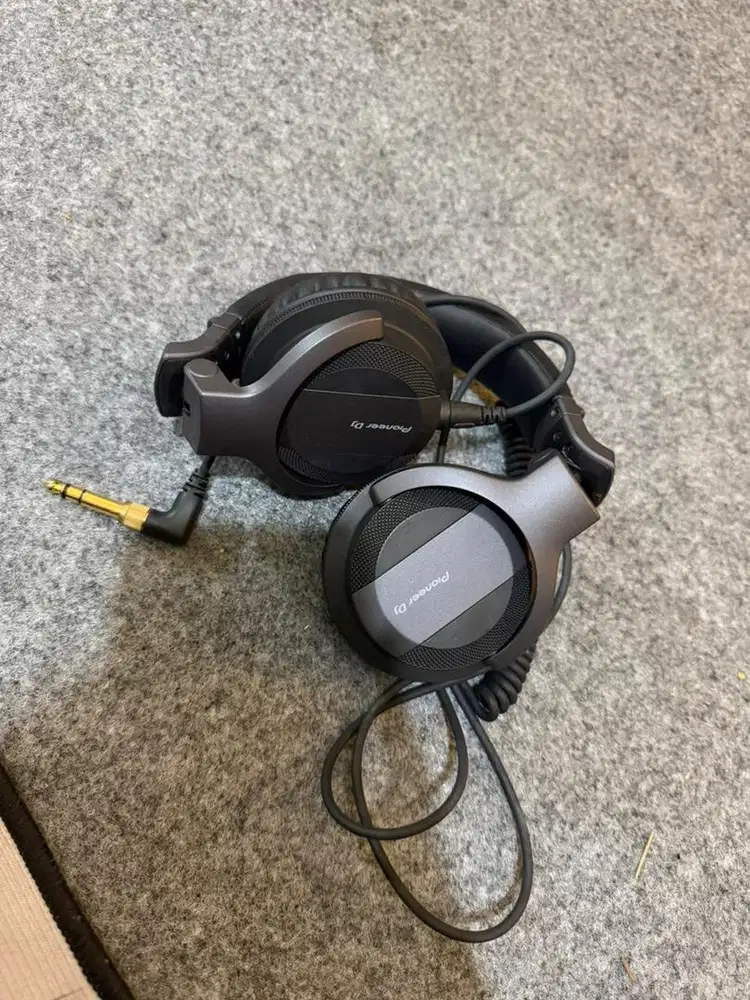 Di jual headphone pioner