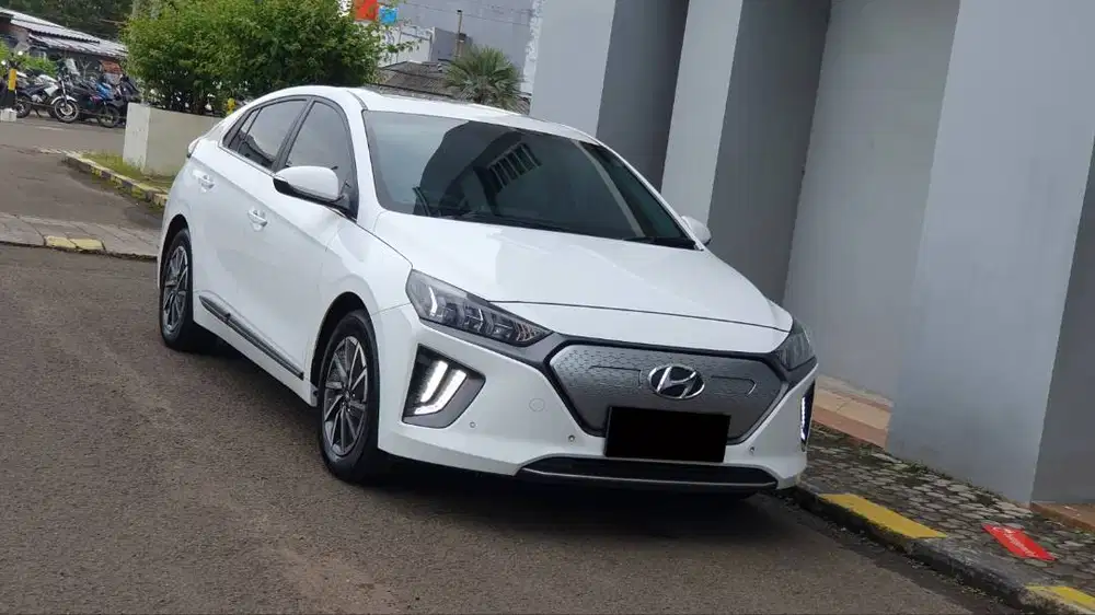 Hyundai Ioniq Electric EV Signature AT 2022/2023