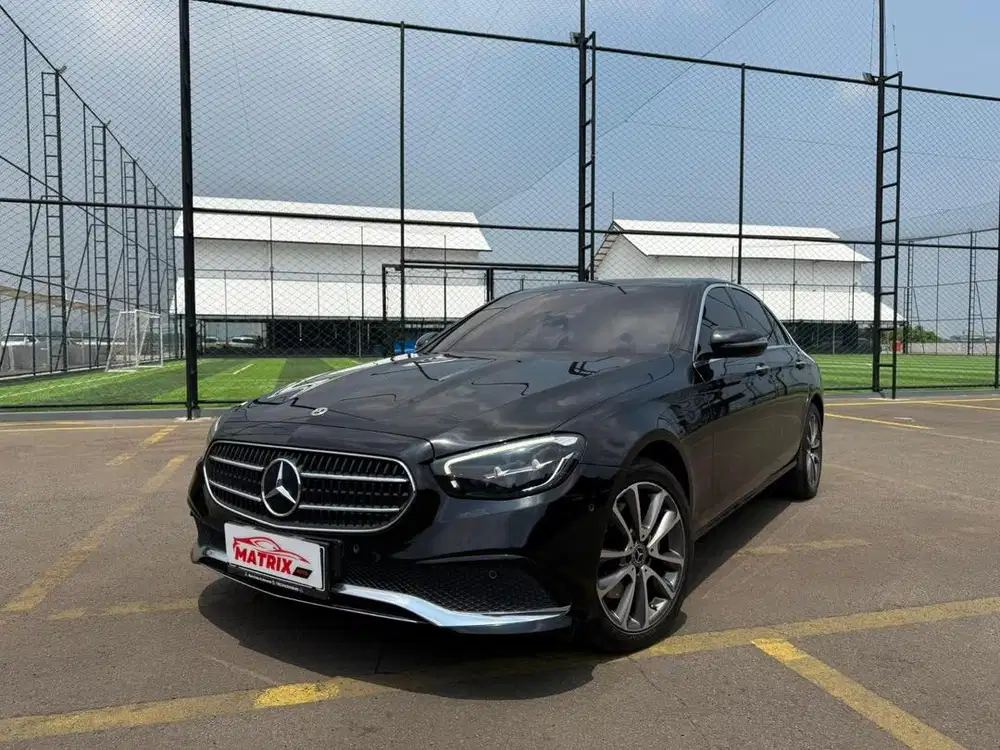 Mercedes Benz E200 2023 nik 2022