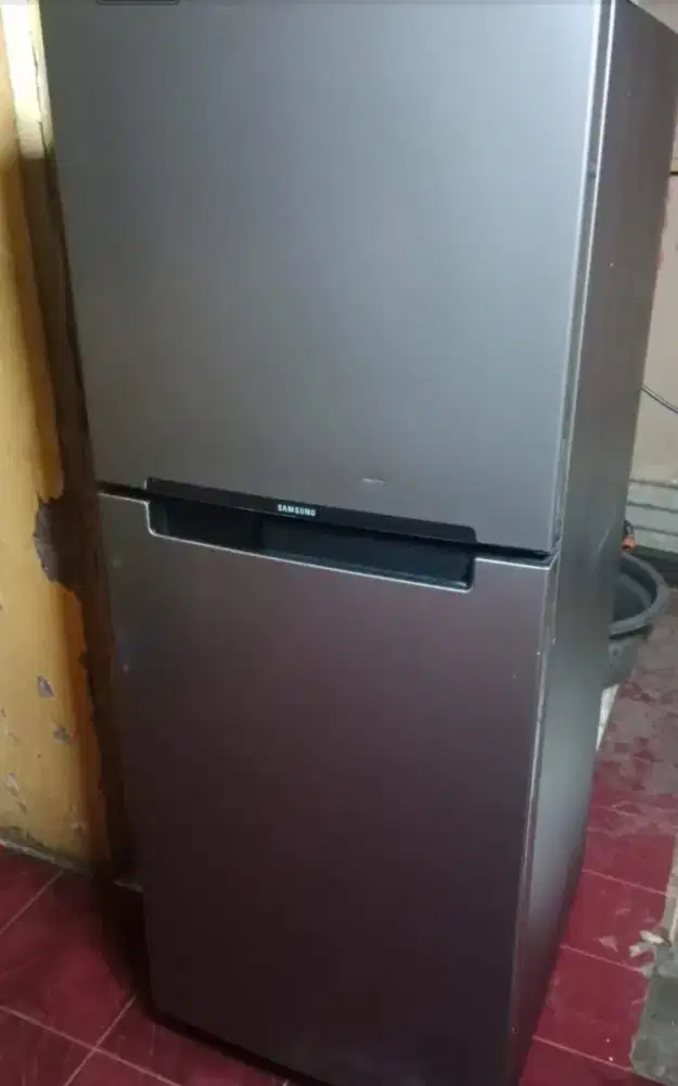 kulkas SAMSUNG 2 pintu INVERTER