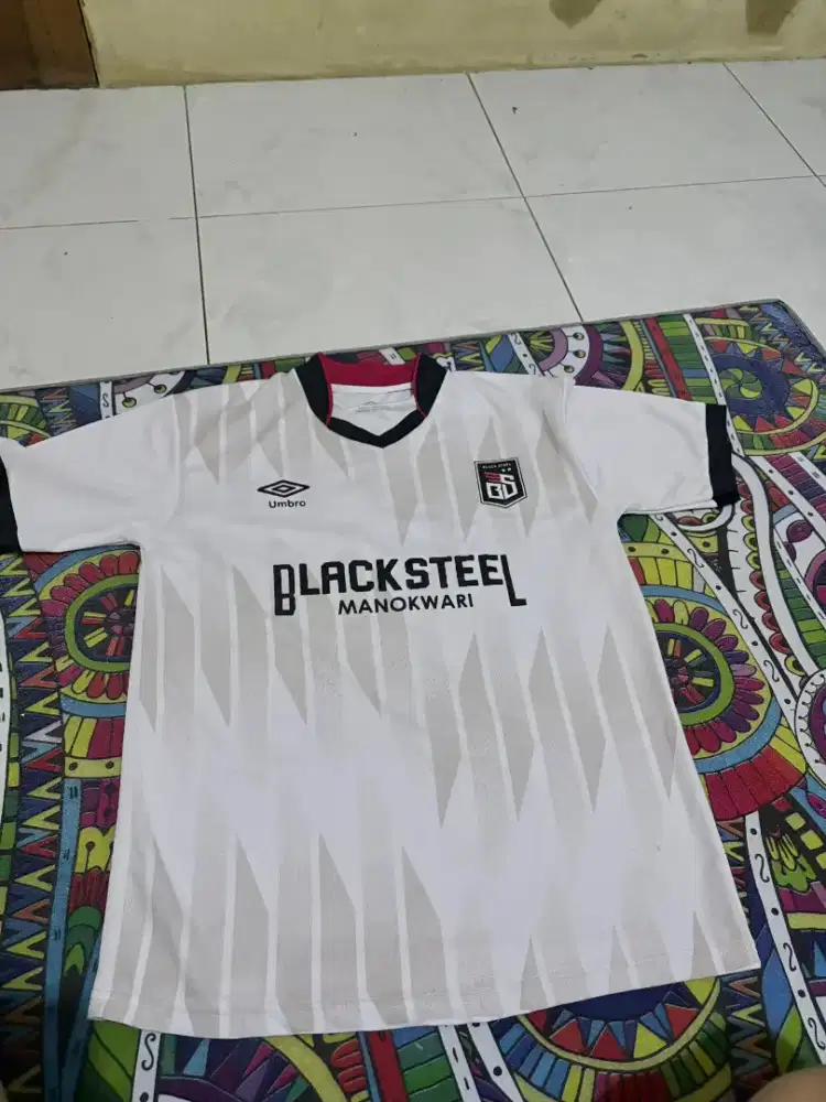 Jersey Futsal Blacksteel Manokwari Size M + Celana (Gratis)