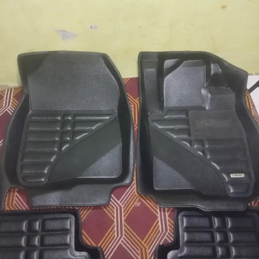 karpet mobil premium 5D untuk mobil C-RV 2020