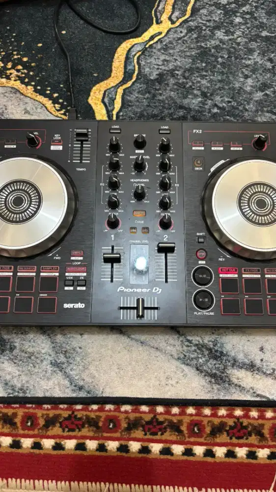 Perfomance DJ Controller DDJ-SB3