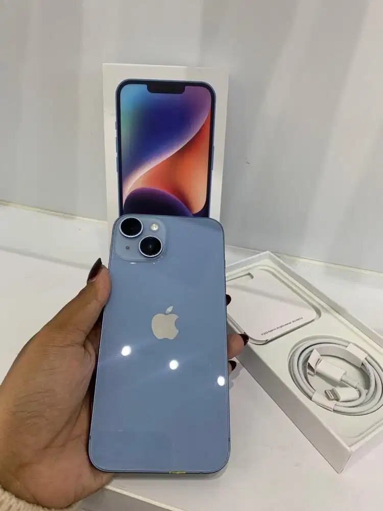 Iphone 14 128 Gb Like new all provider full set normal no minus