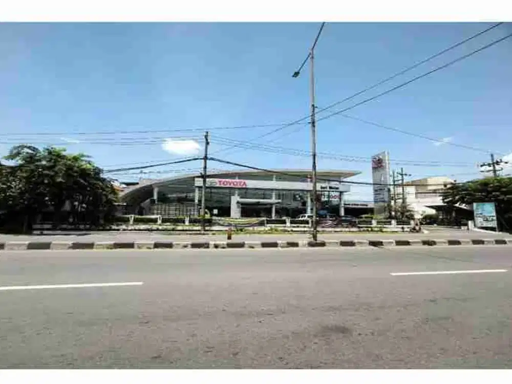 Dijual Dua Unit Ex Showroom Toyota Jalan Jenggolo Pucang Sidoarjo dan Jalan Raya Taman Sepanjang Sidoarjo