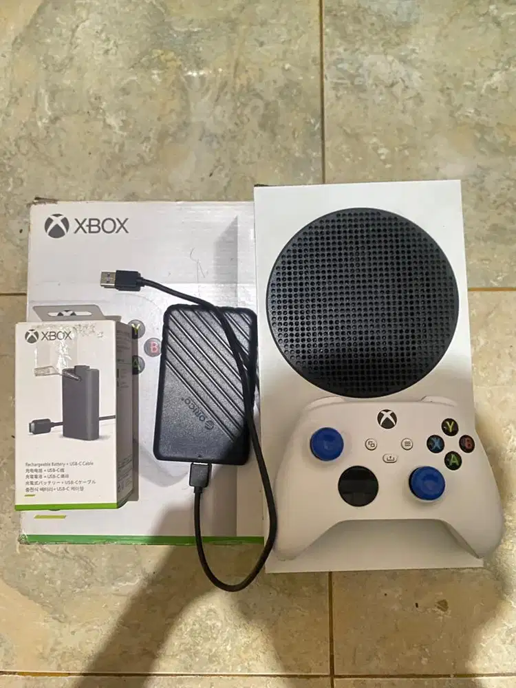 Xbox S + HDD Ext 512 + Baterai Controller