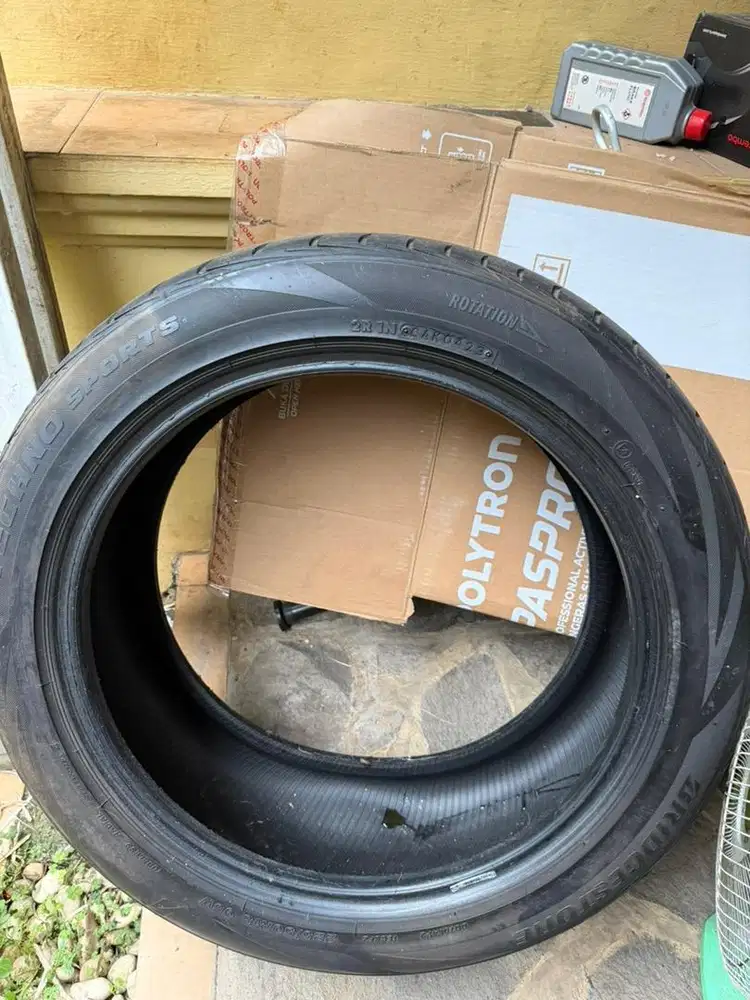 Ban Mobil uk 235/50 R18 225/50 R18 Bridgstone & Continental