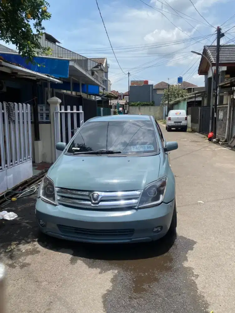 Toyota ist 2005