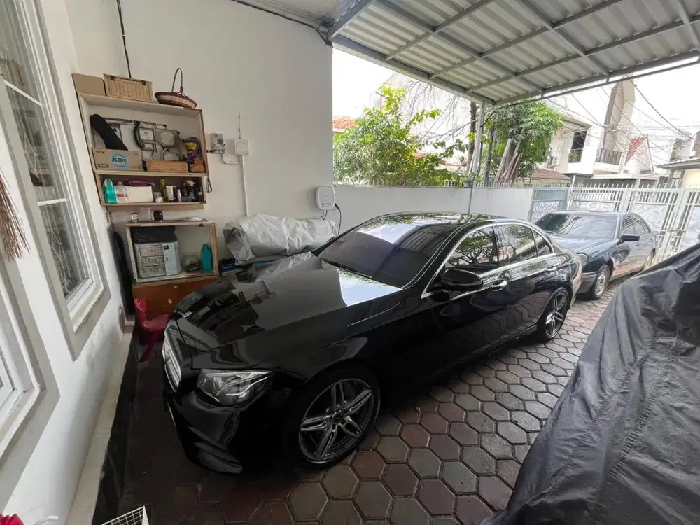 Mercedes Benz E350 AMG Line Black 2019