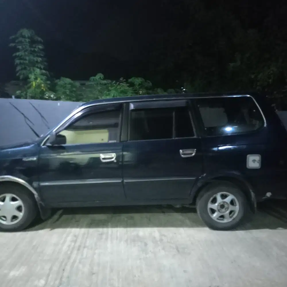 Toyota Kijang 1999 Bensin