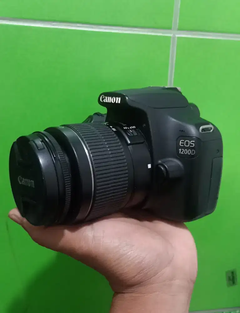 Kamera Canon 1200d