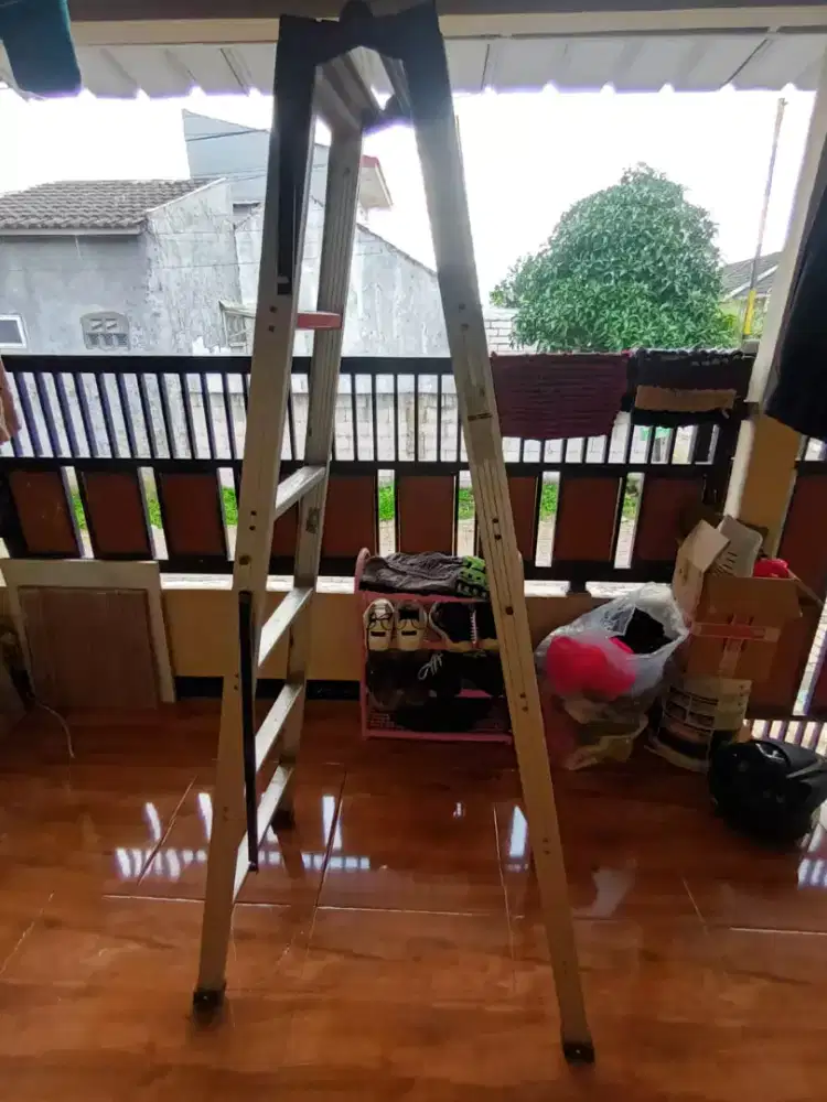 tangga alumunium kuat kokoh