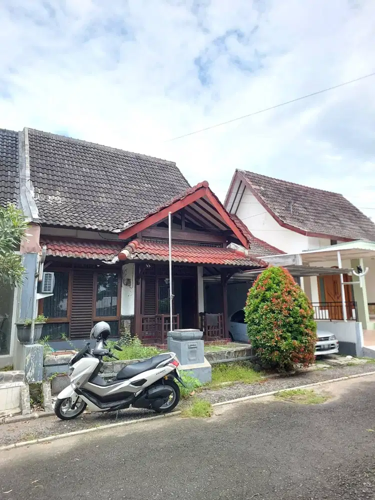 Rumah Homey di Perumahan Tugu Asri Palagan