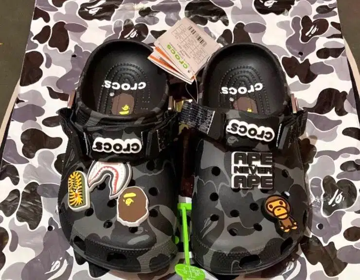 Sendal Crocs Camo