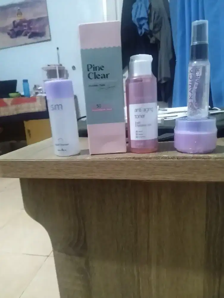 Makeup facial,pine clear,foner