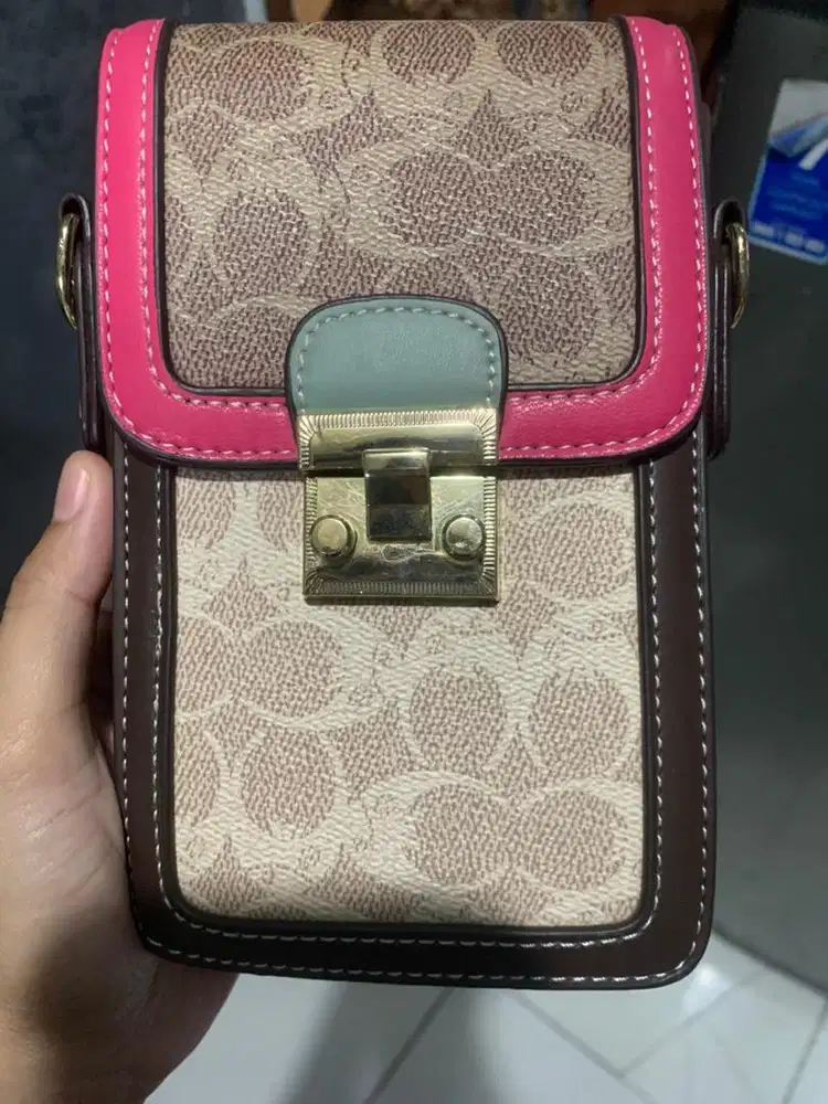 Tas dompet coach
