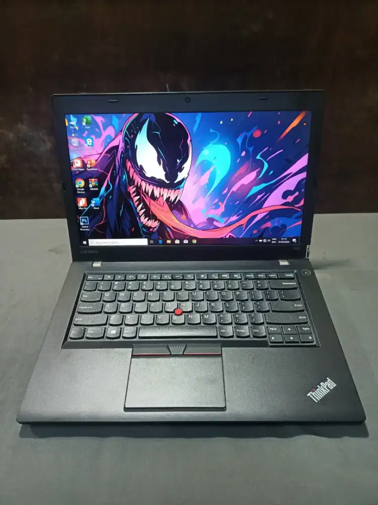 Dijual Lenovo thinkpad T460 intel core i5 gen6 ( ram 16/ ssd 256 )