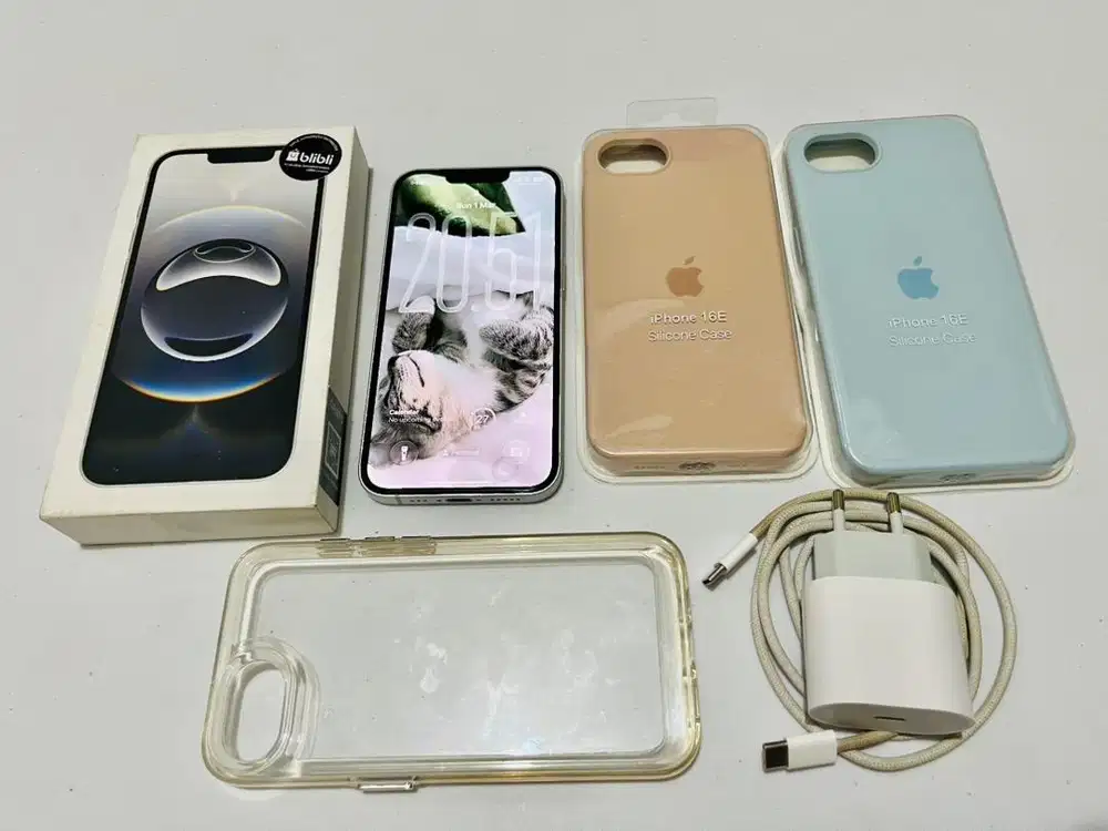 Iphone 16E 128gb White MULUS Garansi Resmi Panjang!