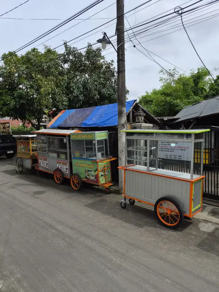 gerobak mie ayam/bakso/soto/gorengan/tahu/sempol/es buah/DLL