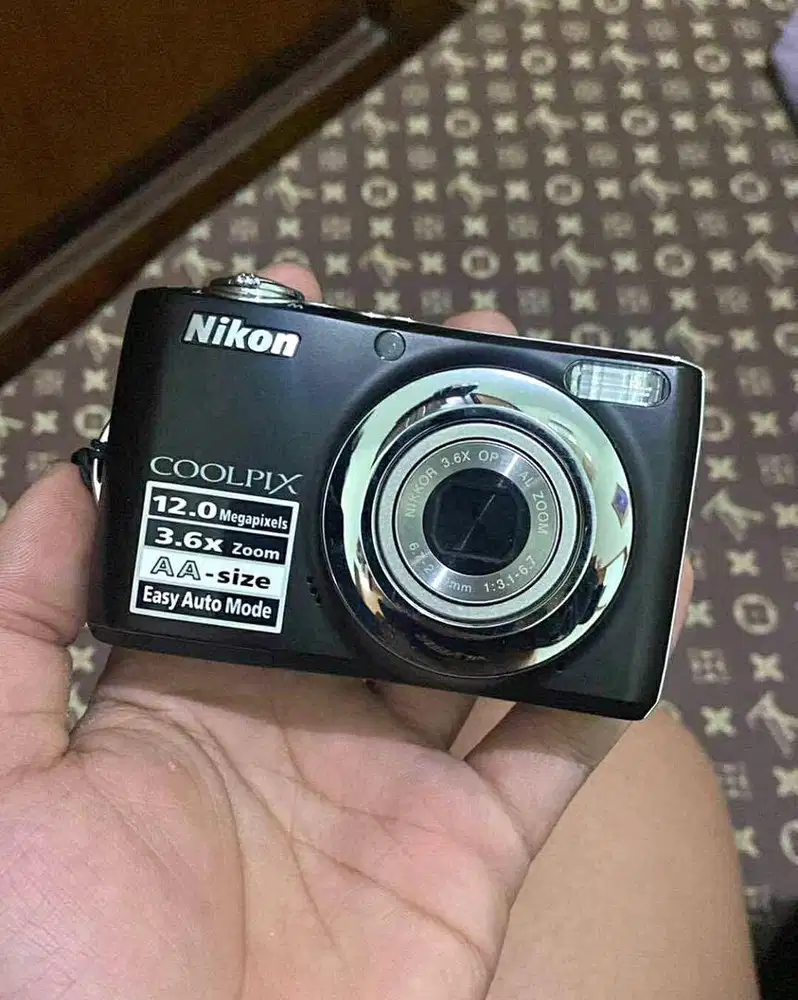 Kamera Digital Nikon