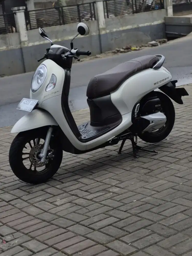 HONDA NEW SCOOPY PRESTIGE 2023 KM 13RB MULUS