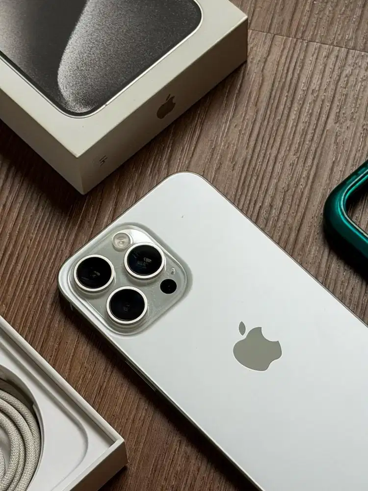 iPhone 15 Pro Max 256 GB ex iBox BH 86%