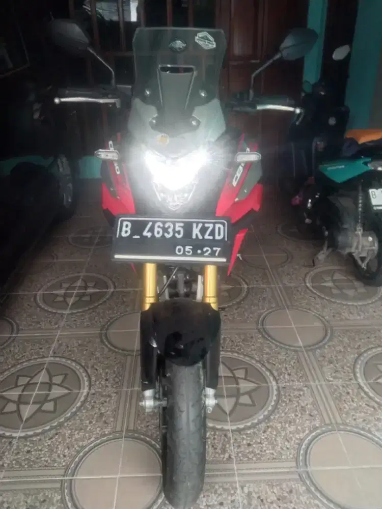 dijual honda cb150x tahun 2022 siap pakai