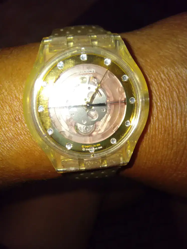 Swatch preloved  AG- 2005
