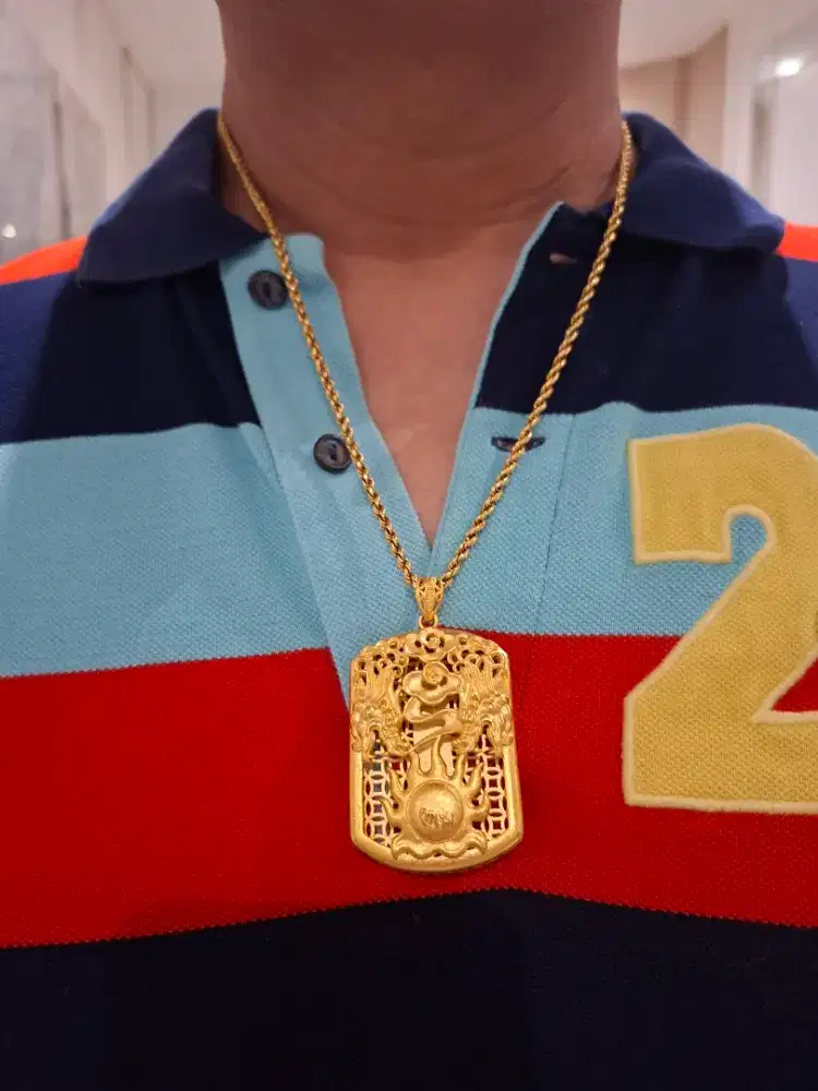 Liontin Ukiran Naga emas tiruan (seperti emas 24k)