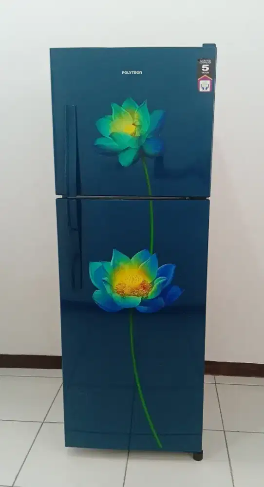 KULKAS 2 PINTU POLYTRON