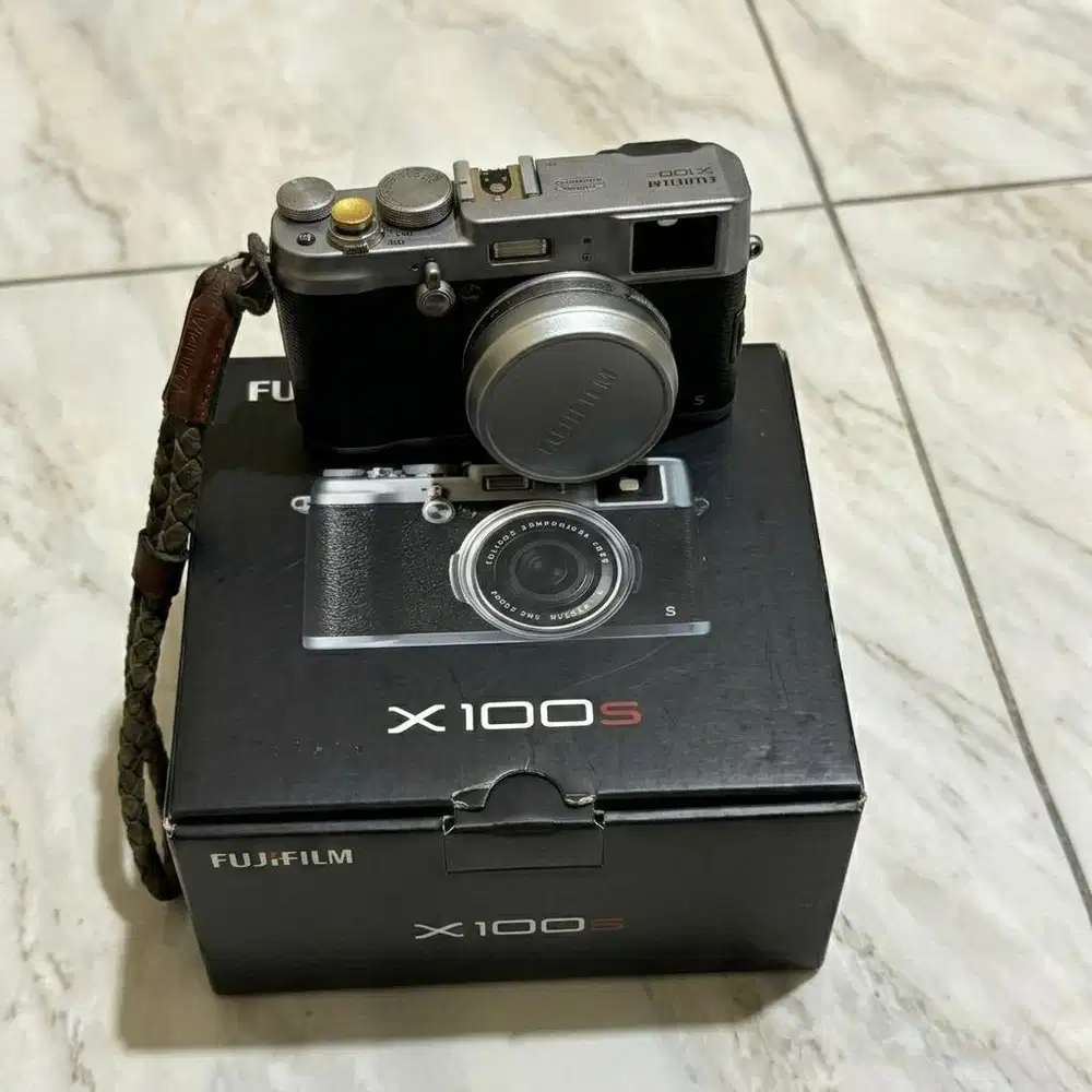fujifilm x100s fullset second