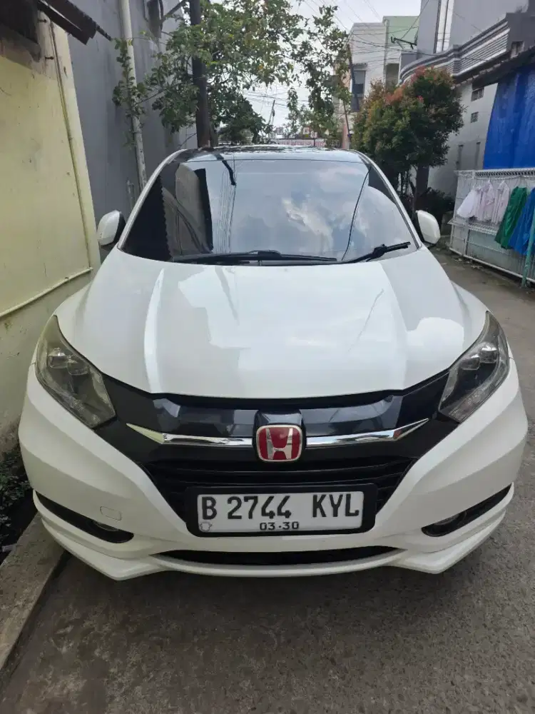 Honda HR-V Prestige Putih 2016, Terawat, Siap Pakai, Kondisi Istimewa!