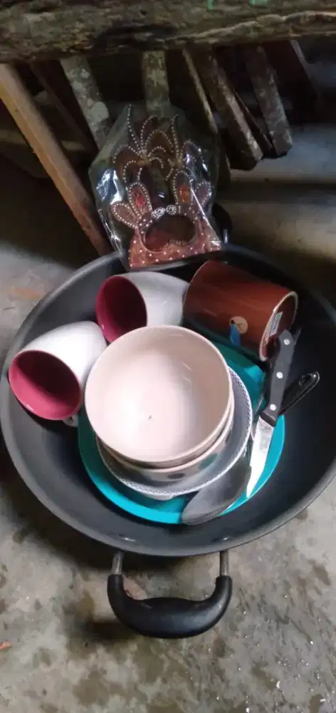 Di jual  murah meriah wa dan hp yg cepat dia dapat buruann